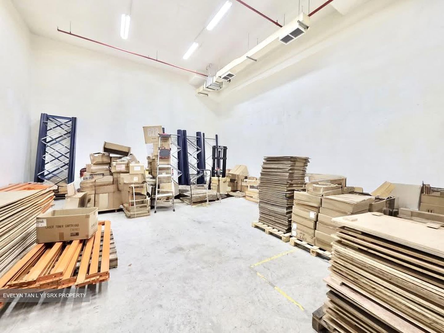 Oxley Bizhub (D14), Factory #572977771